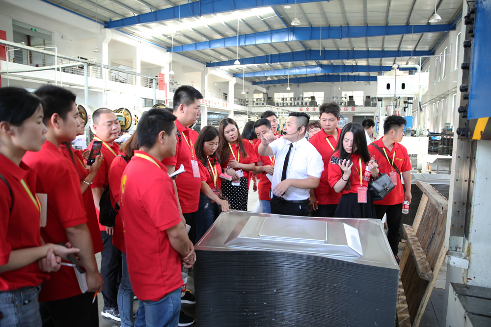 2019科恩火炬計劃暨科恩全國優(yōu)秀經銷商第九期聯(lián)動大會